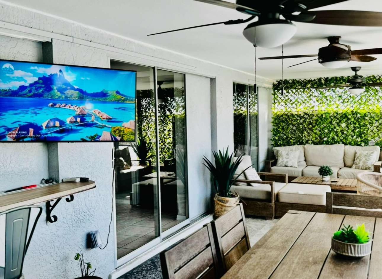 Hidden Secret Waterfront Retreat Villa Cape Coral Exterior photo
